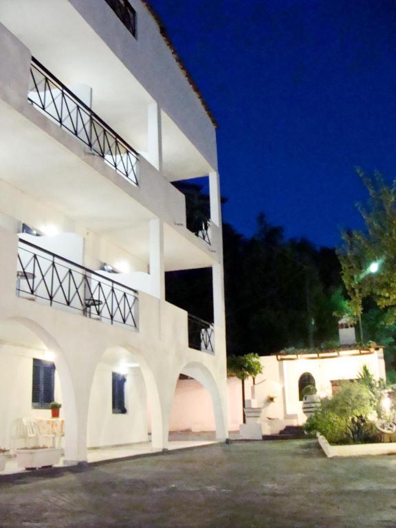 Villa Diamanti Kanapitsa  Dış mekan fotoğraf